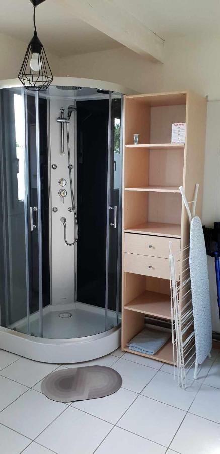 Le Barcares Logement Climatise Pour 6 Personnes, Draps Et Serviettes Non Fournis Air-Conditioned Accommodation For 6 People, Sheets And Towels Not Provided Alojamiento Con Aire Acondicionado Para 6 Personas, Sabanas Y Toallas No Incluidas Zewnętrze zdjęcie