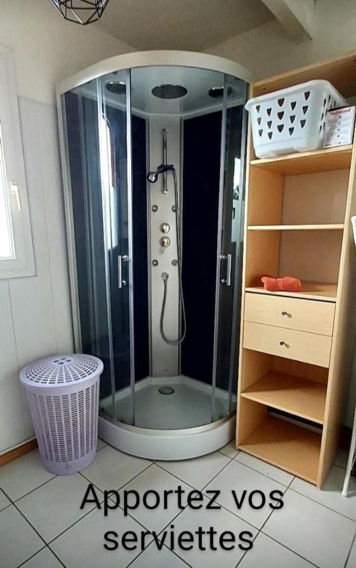 Le Barcares Logement Climatise Pour 6 Personnes, Draps Et Serviettes Non Fournis Air-Conditioned Accommodation For 6 People, Sheets And Towels Not Provided Alojamiento Con Aire Acondicionado Para 6 Personas, Sabanas Y Toallas No Incluidas Zewnętrze zdjęcie